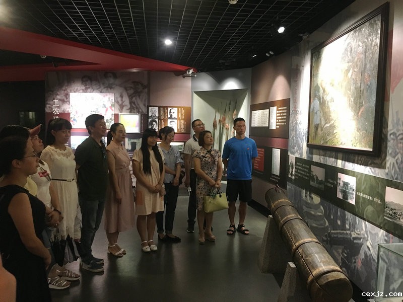 基础教育系直属党支部赴湘南暴动纪念馆开展主题党日活动