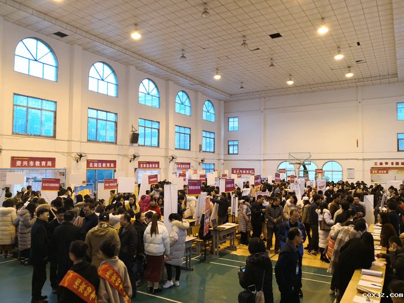 我校举办2019届毕业生顶岗实习校园供需见面会