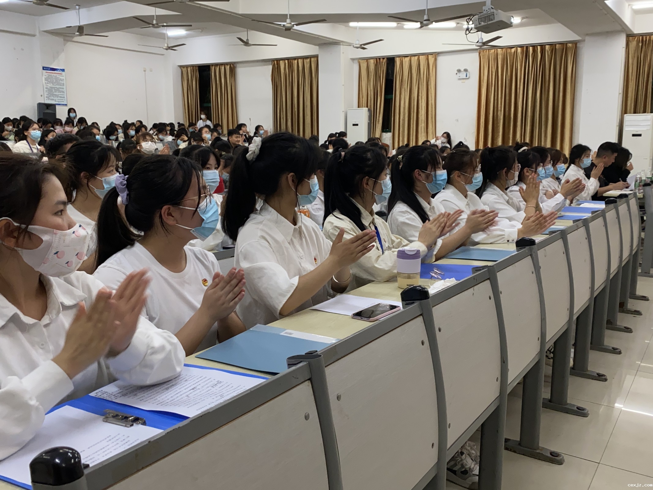 图2放在第二段后面.jpg